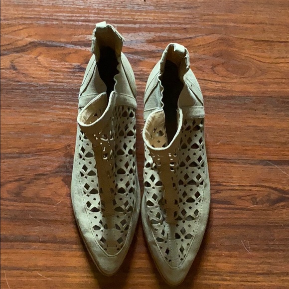 Light Tan Manmade Suede Ankle Boots, Size 9 - Picture 1 of 2